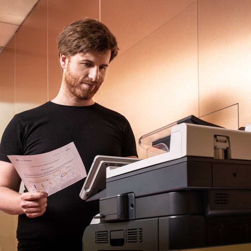 User-SAFEQ-Cloud-at-HP-printer